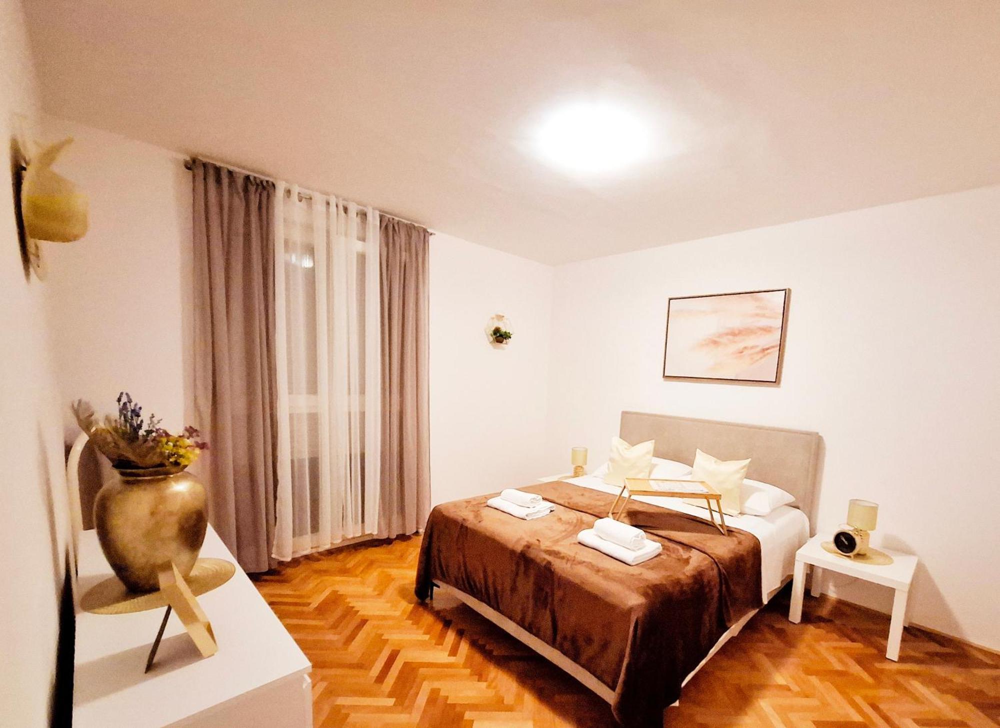 Apartman Golden Star Split Exterior photo